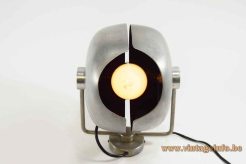 Split Globe Wall Lamp 4