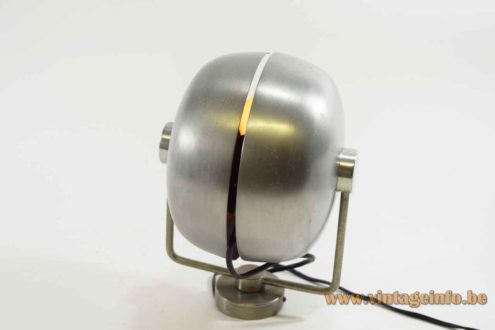 Split Globe Wall Lamp 6