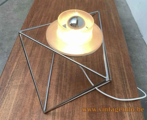 Harvey Guzzini Poliedra Table Lamp 3