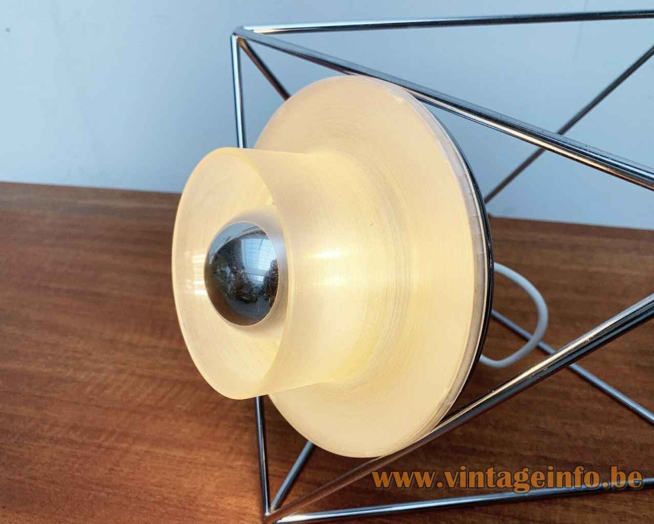 Harvey Guzzini Poliedra table lamp chrome metal wire frame frosted acrylic lampshade 1970 design: Felice Ragazzo