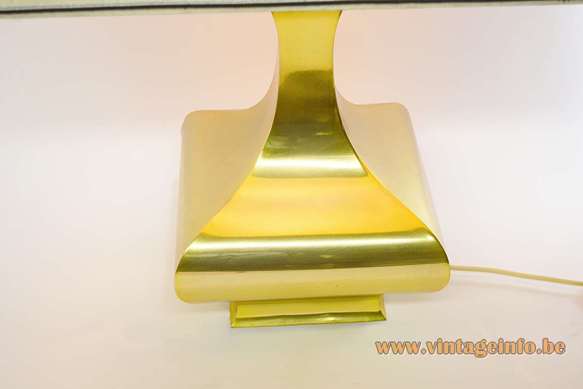 IL Punto Aran table lamp design: Ciangiacomo square brass base concave neck no Maria Pergay Balustre 1970s 