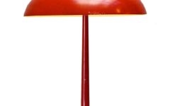 Red mushroom desk lamp round metal base conical rod aluminium lampshade 1950s 1960s Massive Belgium