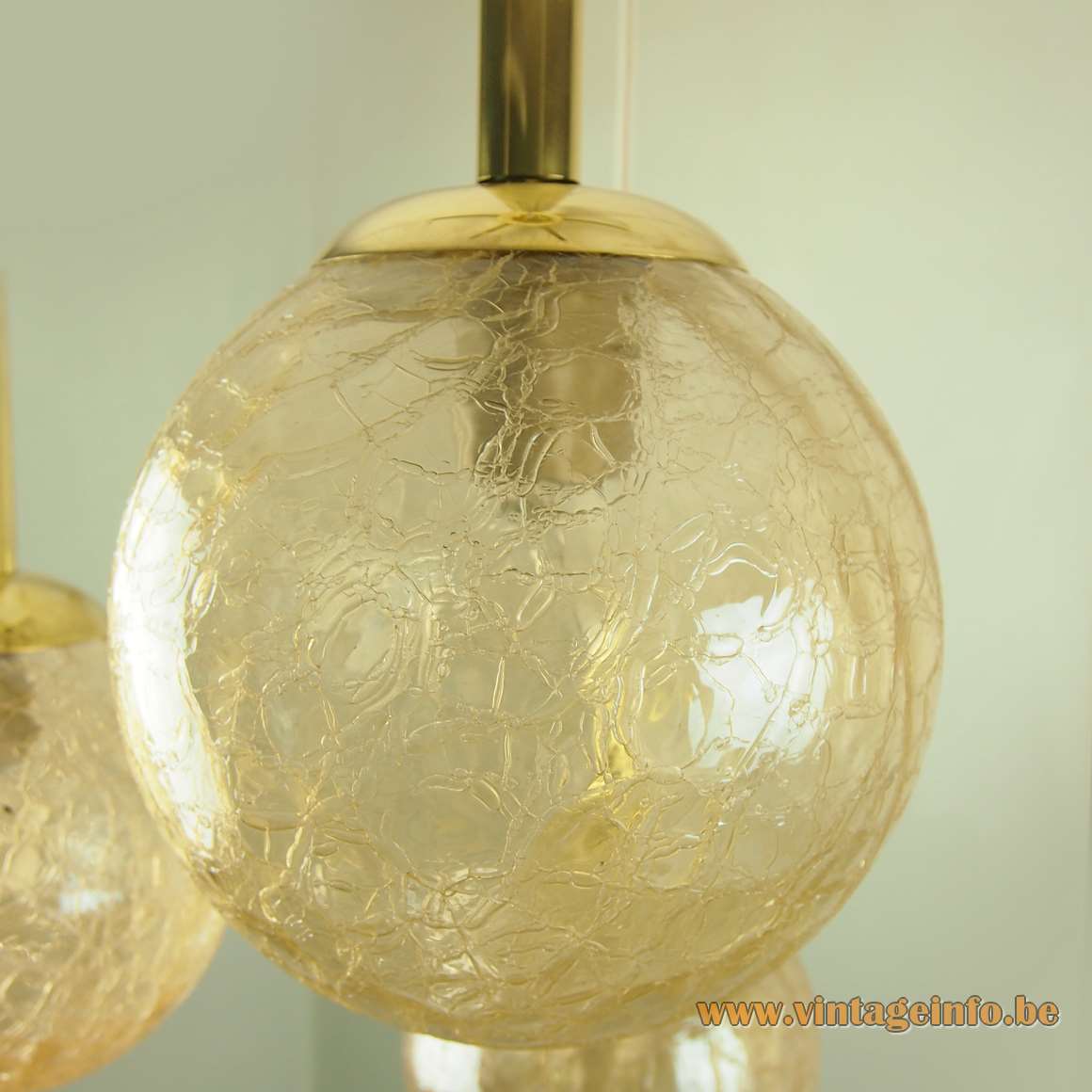 Crackle glass globes chandelier 6 amber cascading pendant lamps brass tubes 1970s Wortmann WOFI Leuchten Germany
