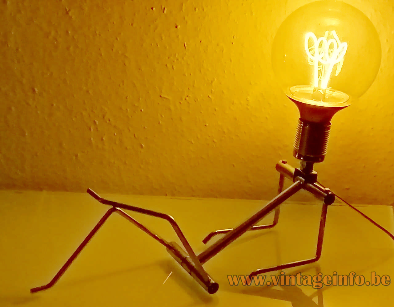 Hank Kwint Adonis table lamp adjustable metal wire figurine-robot 1983 design KwinterArt Netherlands E27 socket