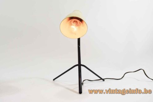 Oluce 1950s Tripod Desk Lamp 4