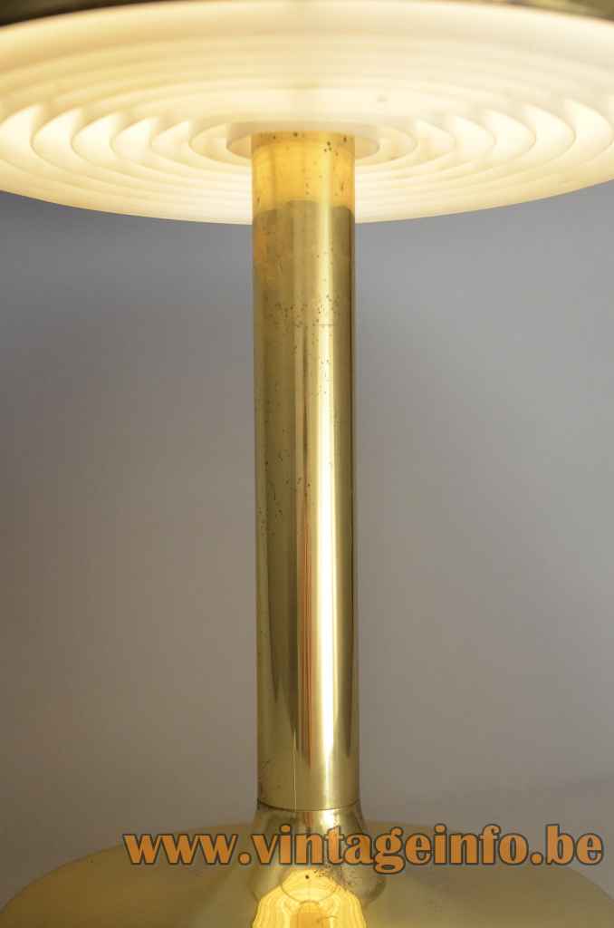 Ateljé Lyktan Bumling table lamp thick brass rod white grid diffuser 1968 design: Anders Pehrson Sweden