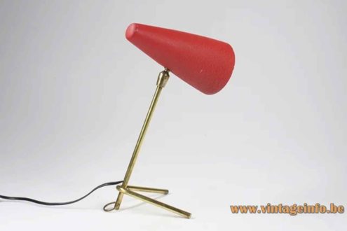 Conical Tube Table Lamp 1