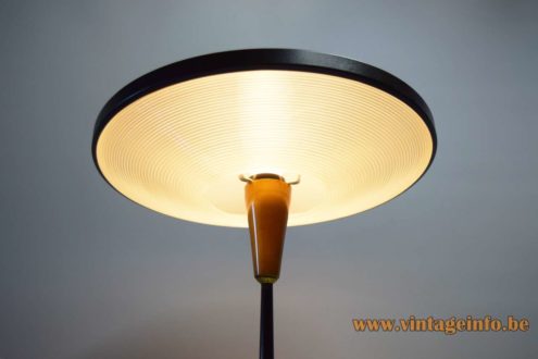 Philips NX 546 Floor Lamp Diffuser Below