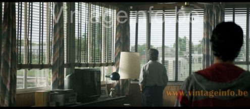 Cosack globes floor lamp 8271 prop 2019 film La Odisea de los Giles strange table lamp