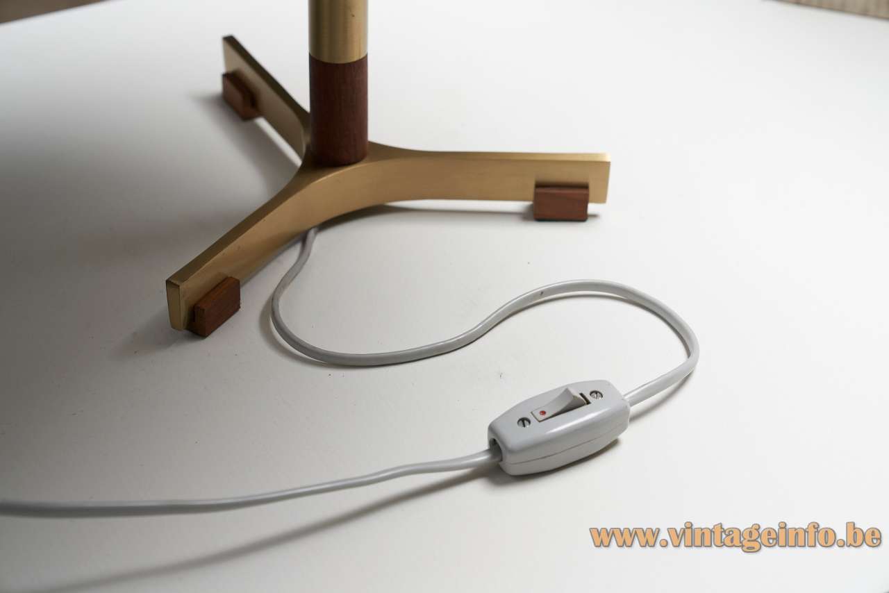 Fog & Mørup President Desk Lamp - 1960s Design Jo Hammerborg, Denmark - Base + Switch On Cord Fog & Mørup President desk lamp brass tripod base rectangular teak footrests switch on cord 1960s design: Jo Hammerborg Denmark
