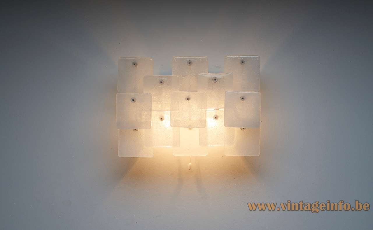 Kalmar Schuppen Wall Lamp - 1970s Design: Carlo Nason Kalmar Schuppen wall lamp square foam bubble glass discs lampshade metal wall mount 1970s design: Carlo Nason