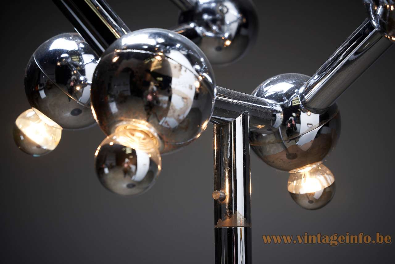Kalmar Sirius Floor Lamp - 1970s Design, Austria - Details Kalmar Sirius floor lamp chrome Sputnik criss-cross lampshade light bulbs close-up E14 sockets 1970s design Austria