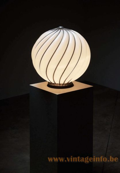 VeArt Loos Table Lamp 3