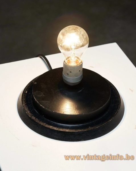 VeArt Loos Table Lamp 8