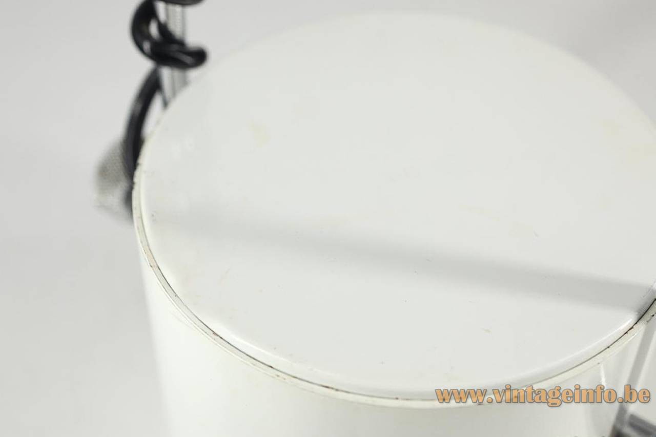 Madom BA-5473 Table Lamp - 1970s Design: Josep Maria Magem, Spain - Base Madom BA-5473 table lamp round white painted metal base 1970s design: Josep Maria Magem Spain