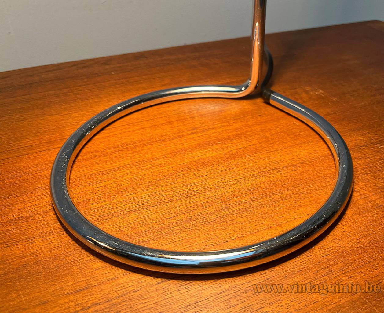 Staff Duo Desk Lamp Model 1164/66 - 1970s Design: Arnold Berges, Germany - Base Staff Duo desk lamp model 1164 chrome ring base & rod 1970s design: Arnold Berges, Germany