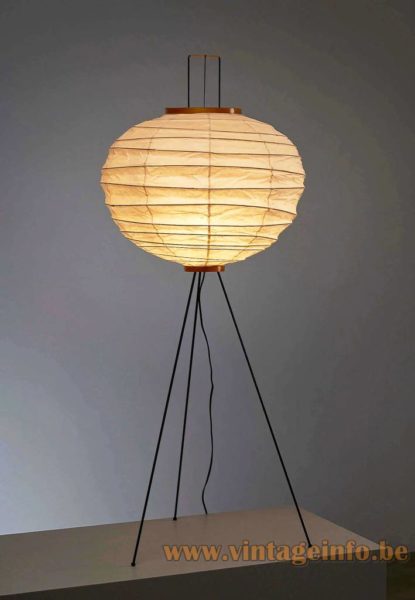 Akari Tripod Floor Lamp 1