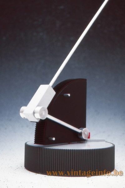 Linke.Plewa .Design Segma Desk Lamp 9 1